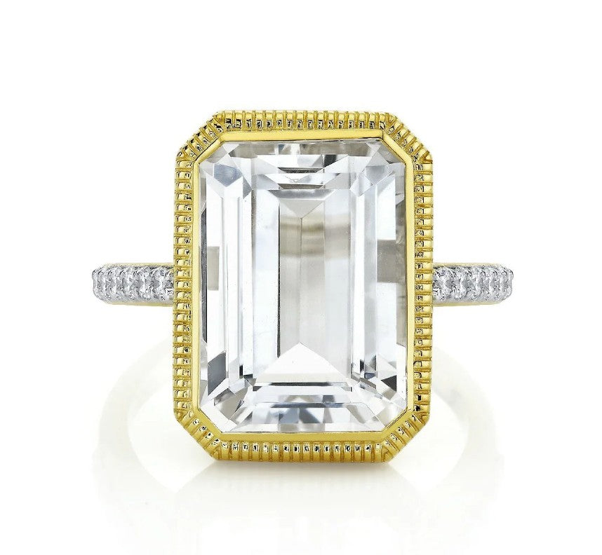 18KY Emerald Cut White Topaz And Diamond With Strie Detail Ring
