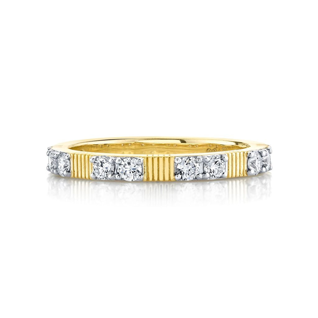 18KY Stacking Diamond And Strie Detail Band