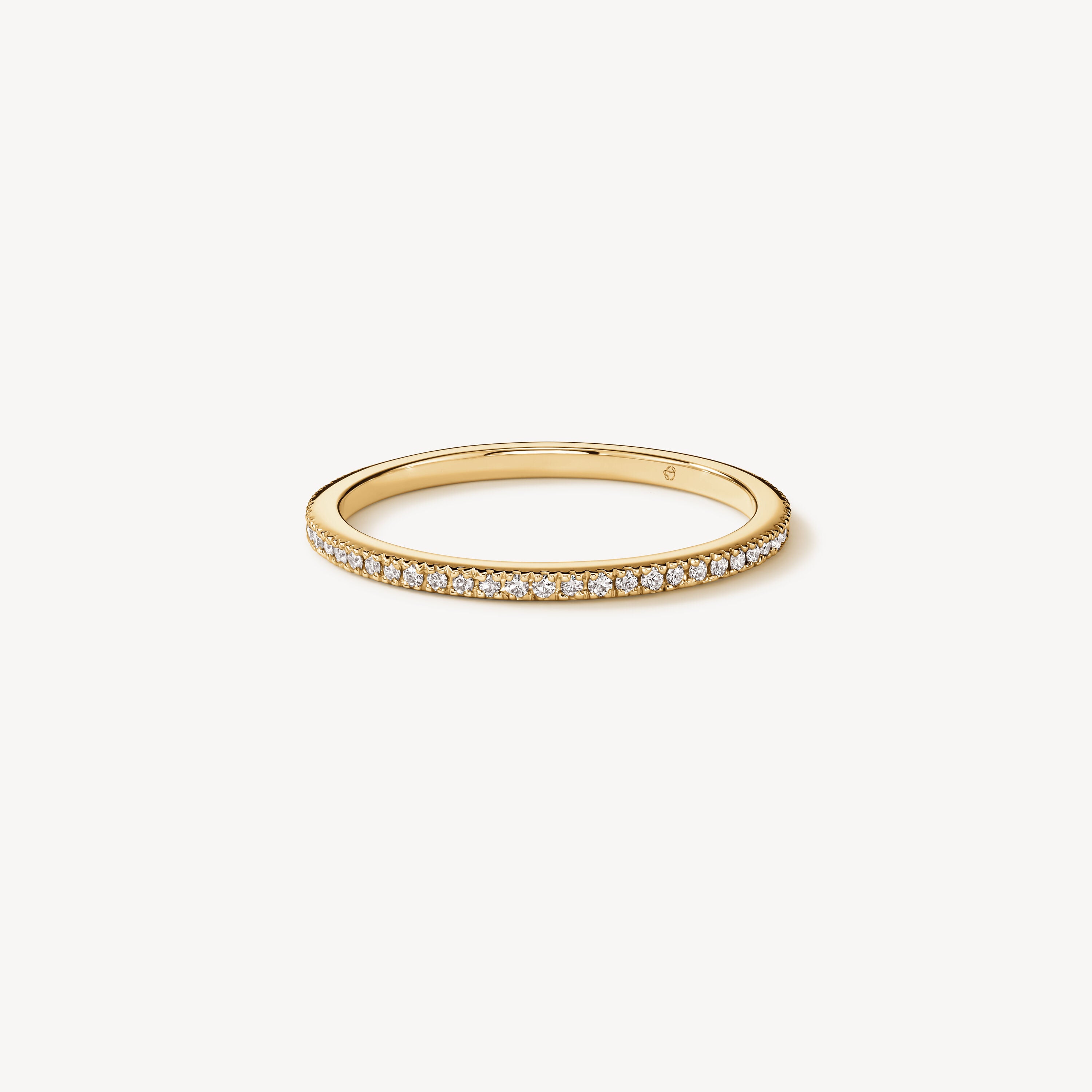 18KY Hearts On Fire Classic Diamond Eternity Band