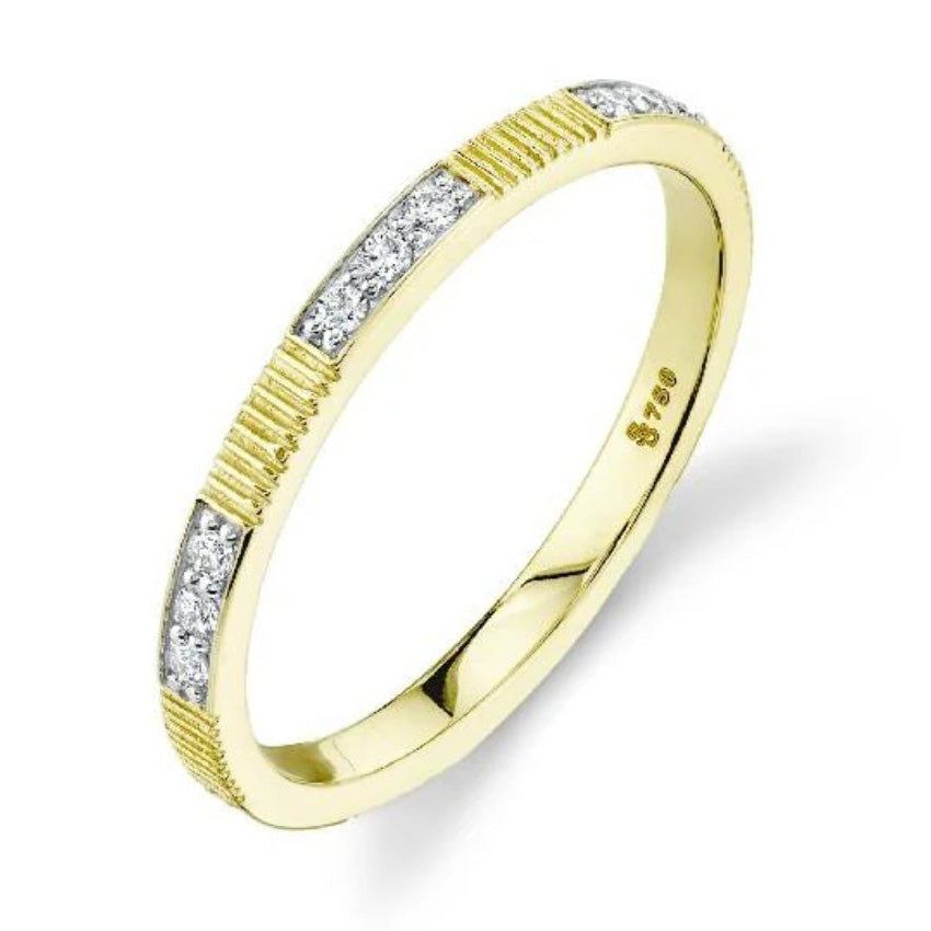 18KY Diamond Strie Detail Stacker Band
