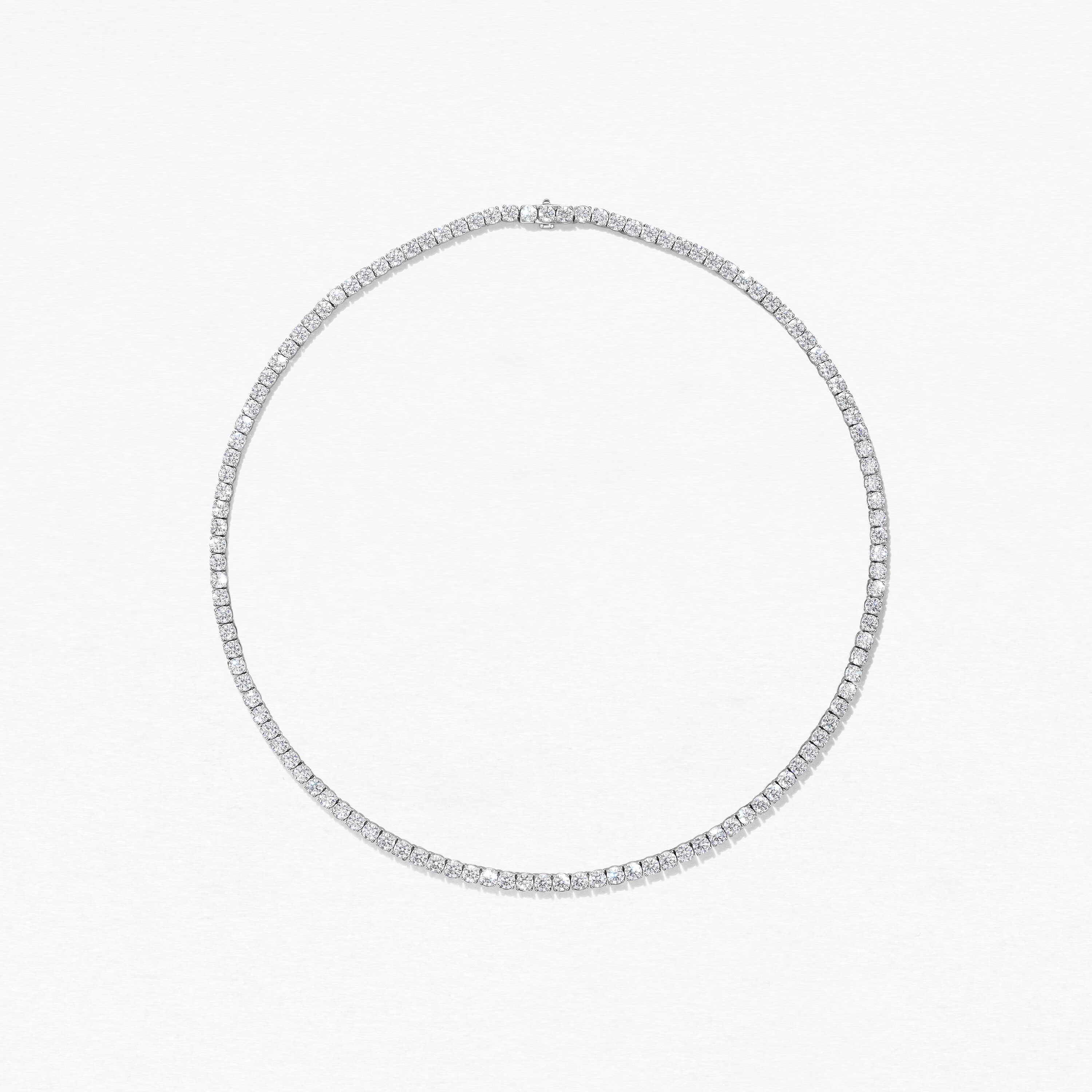 18KW Hearts On Fire Signature Uniform Line Necklace