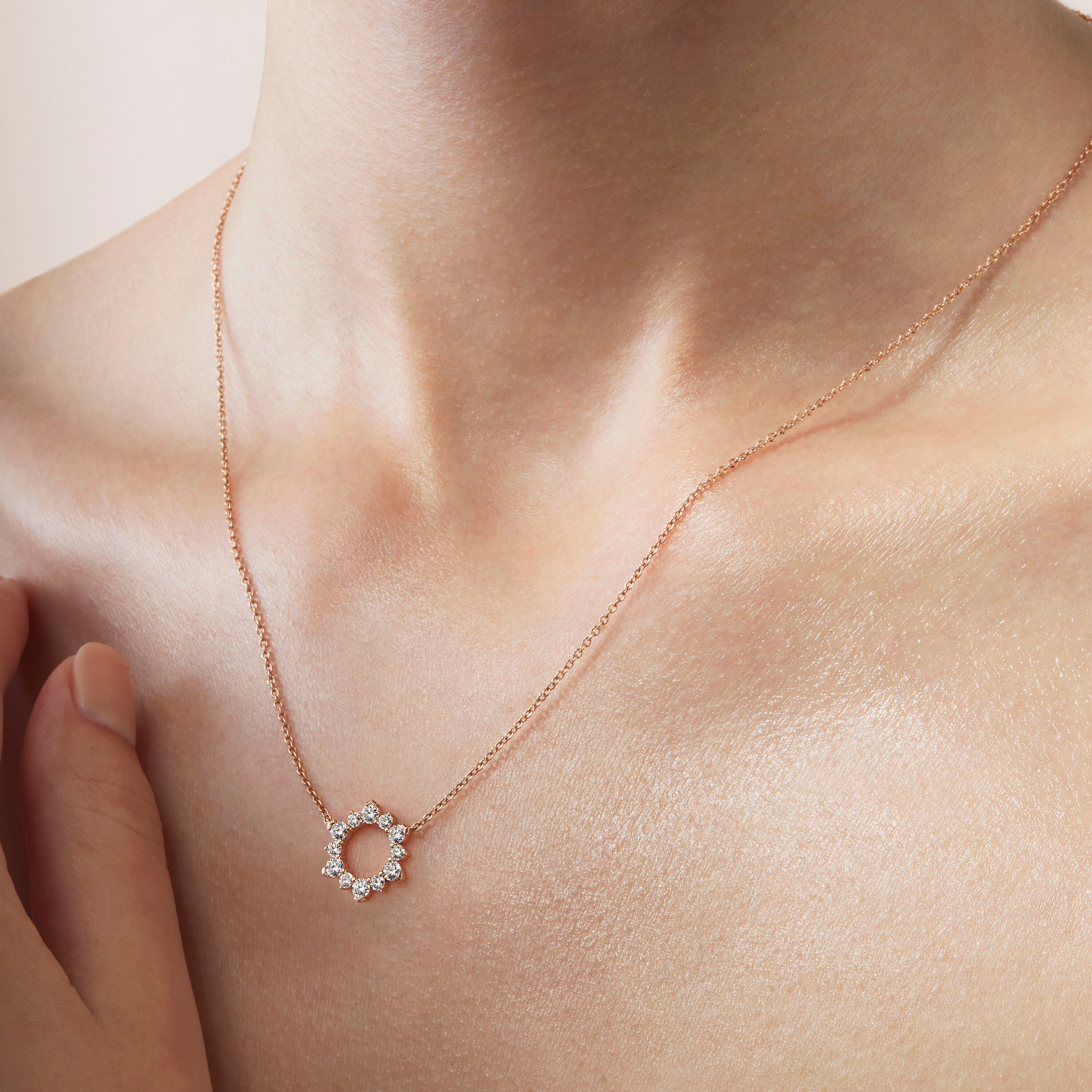 18KW Hearts On Fire Aerial Eclipse Diamond Pendant