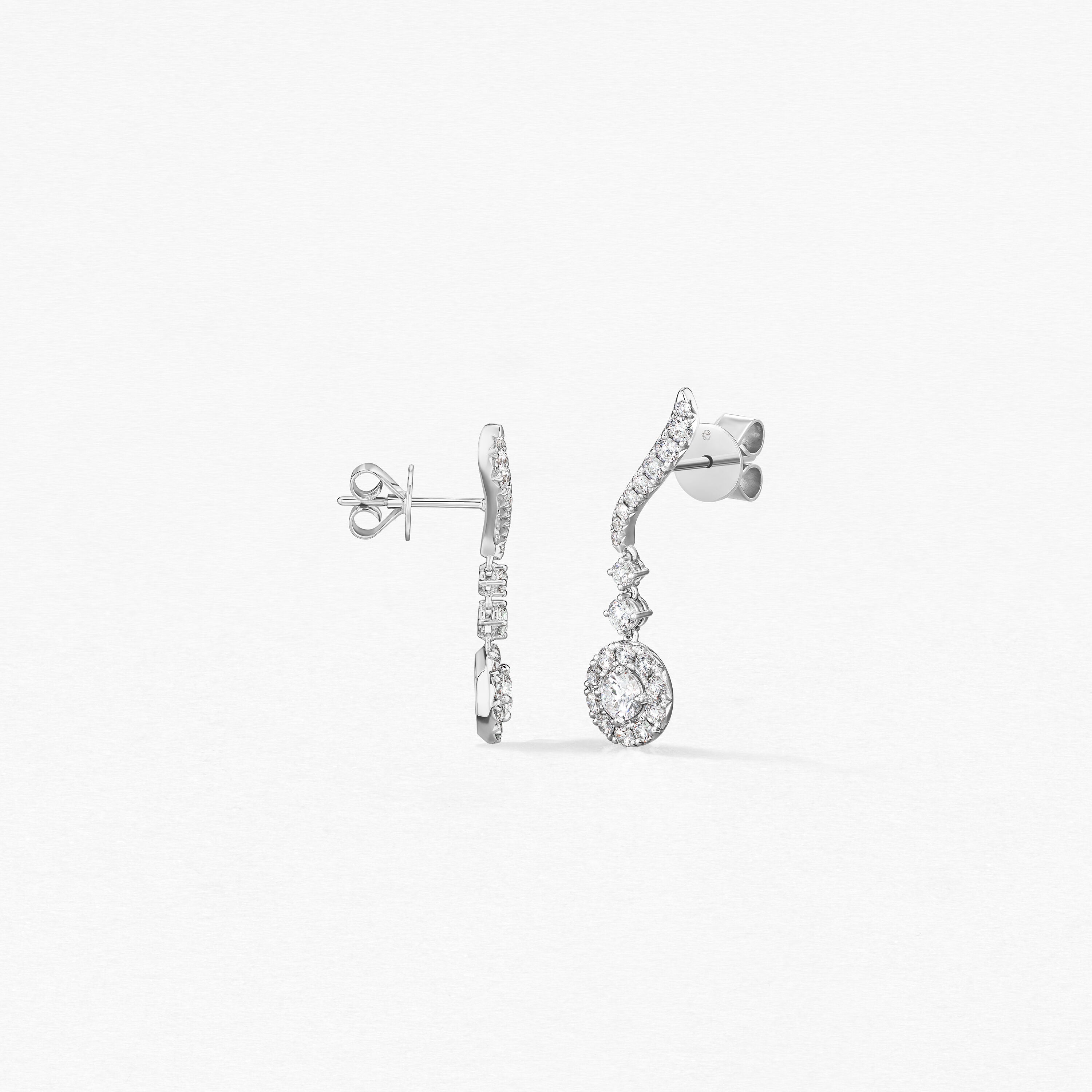 18KW Hearts On Fire Vela Drop Diamond Earrings