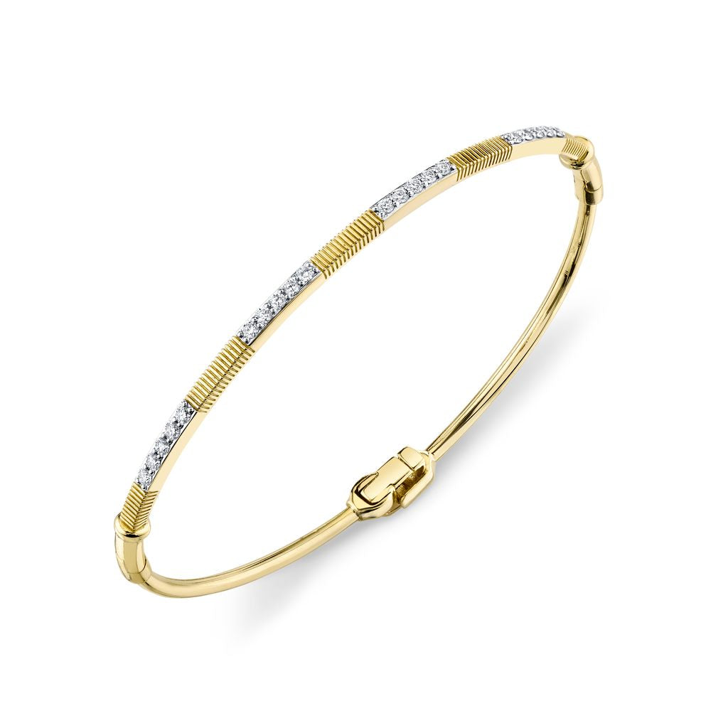 18KY Diamond Stations With Strie Detail Bangle
