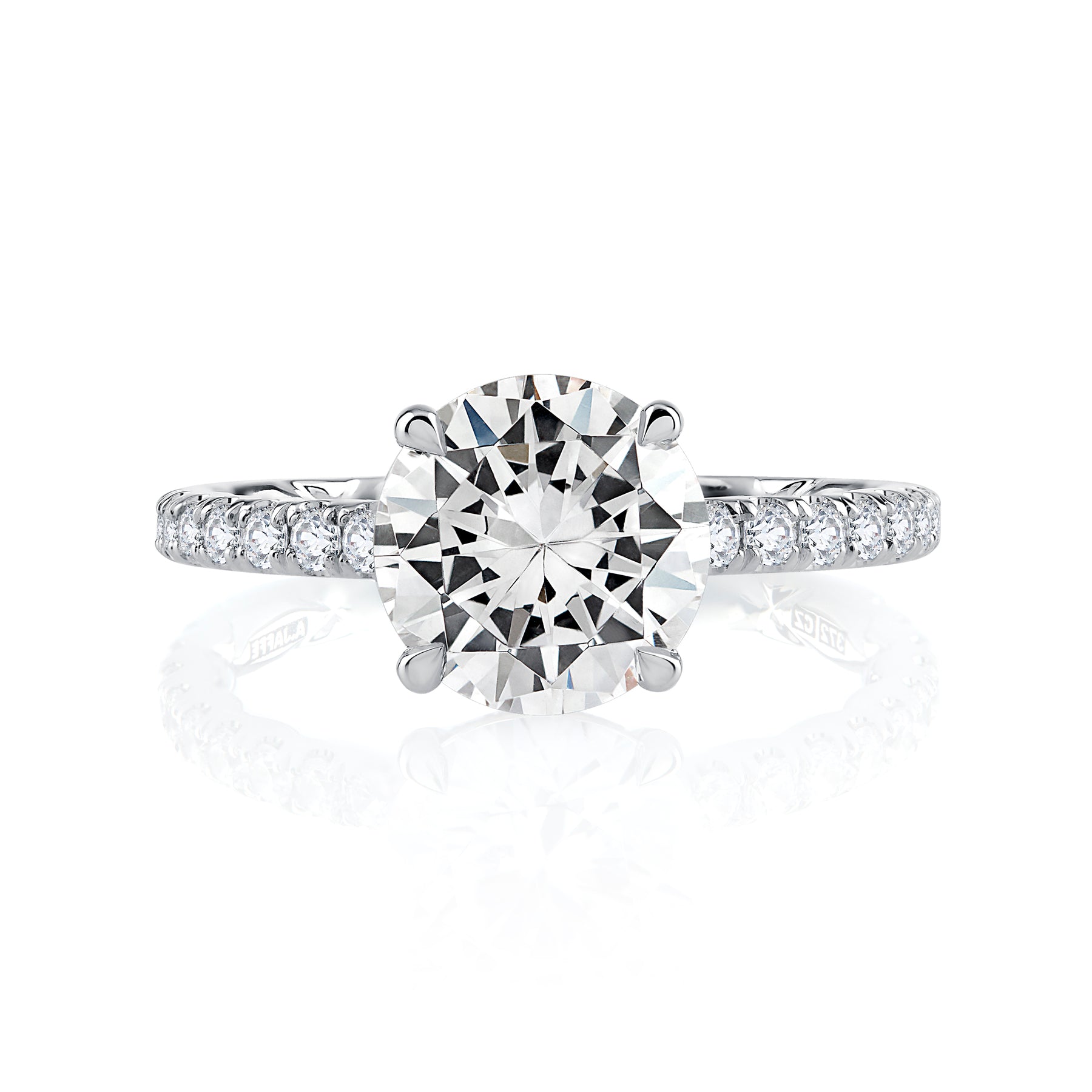 18K WHITE GOLD DIAMOND ENGAGEMENT RING