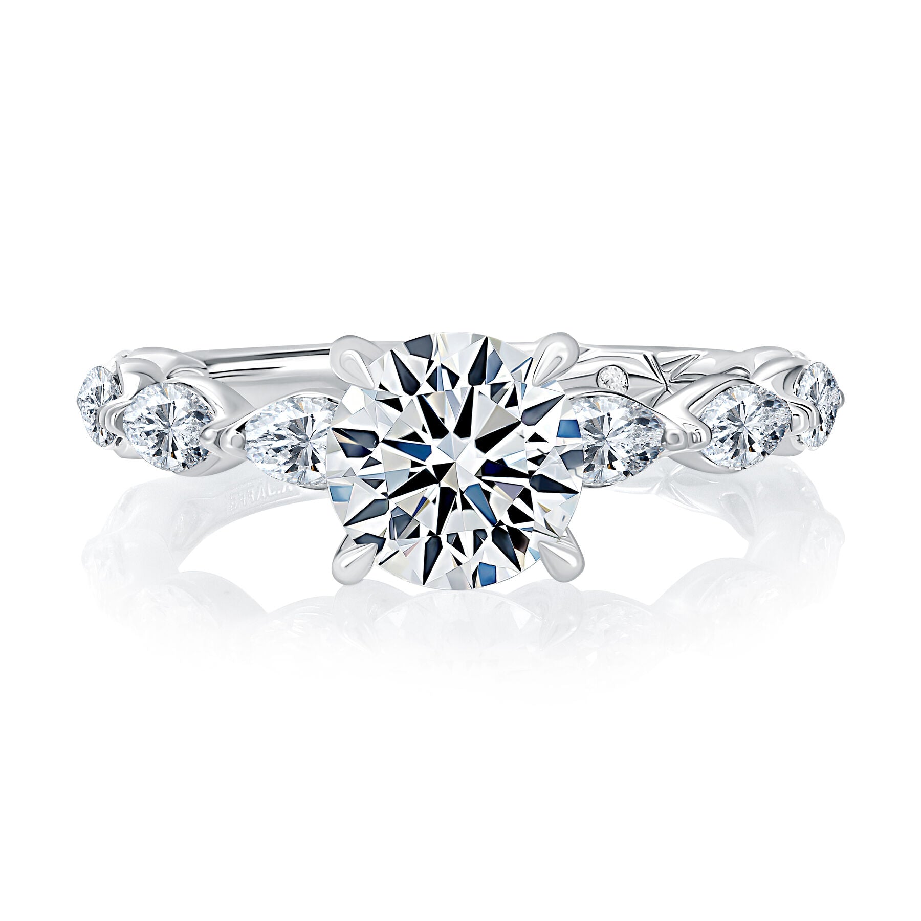 14K WHITE GOLD DIAMOND ENGAGEMENT RING