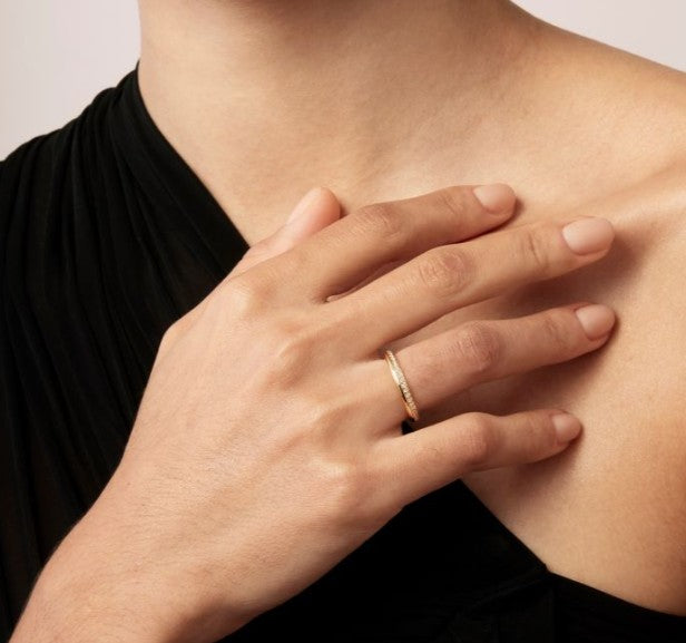 18KY Barre Pavé Band