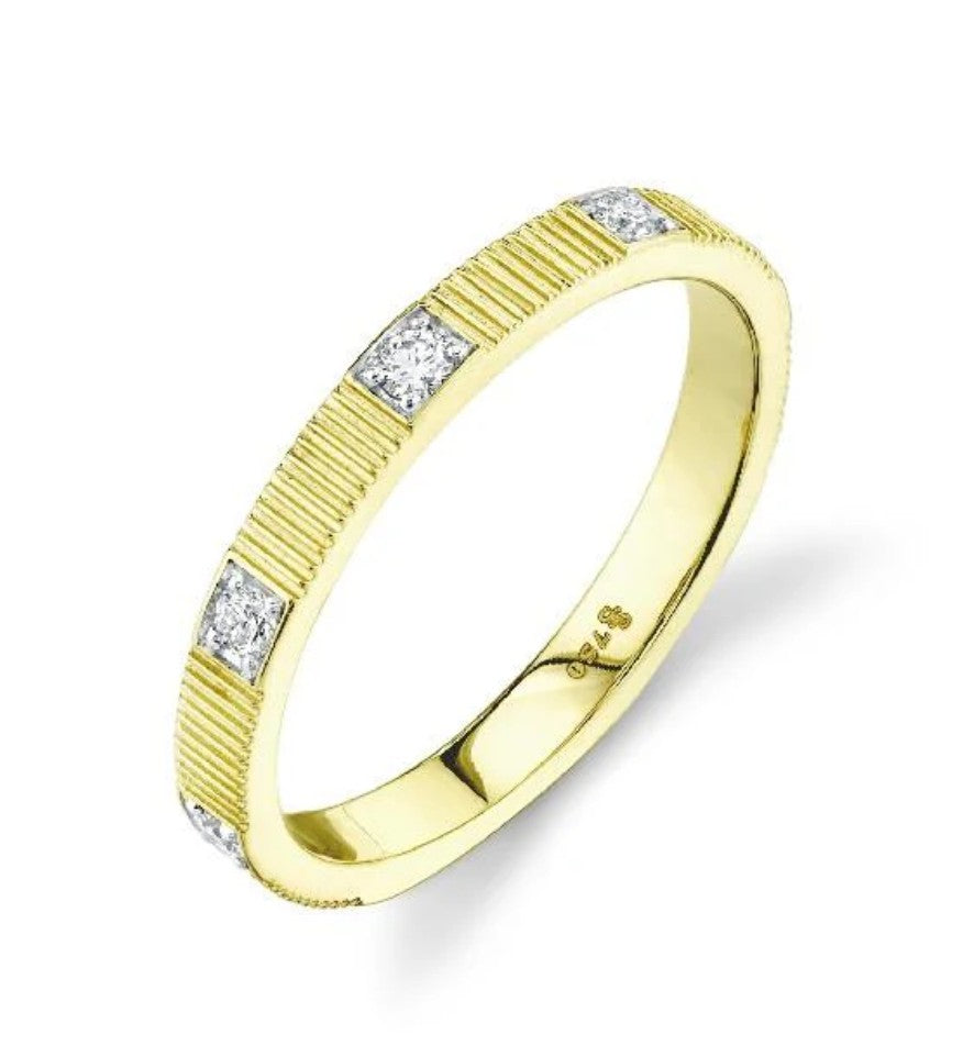 18KY Diamond Stacker With Strie Detail Band