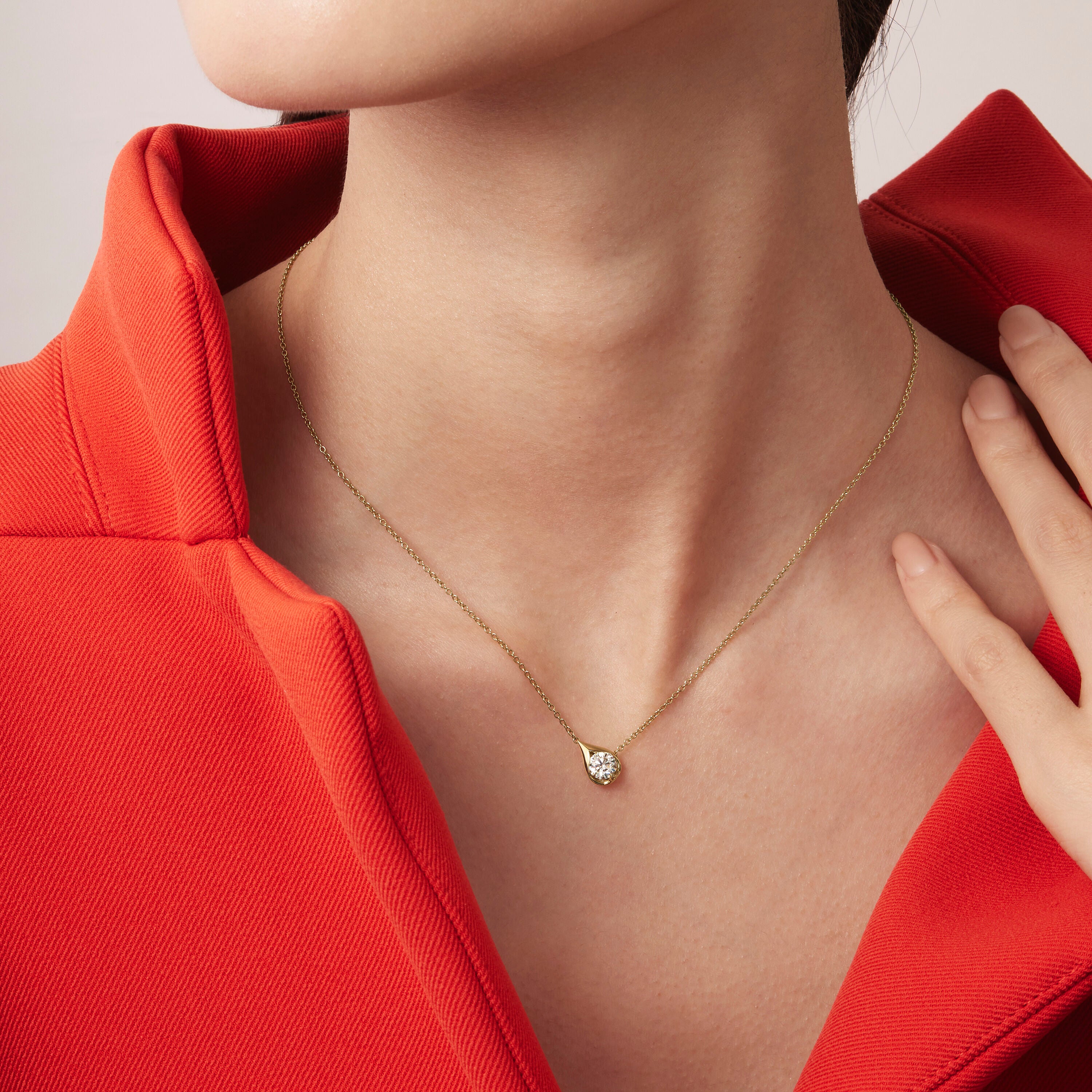 18KY Hearts On Fire LU Droplet Diamond Pendant