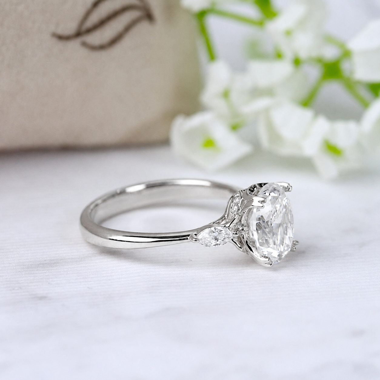 18KW Parade Hera Oval Semi-Mount Engagement Ring