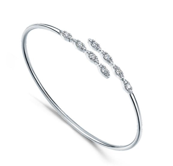 18KW Aerial Marquise Flexi Bangle