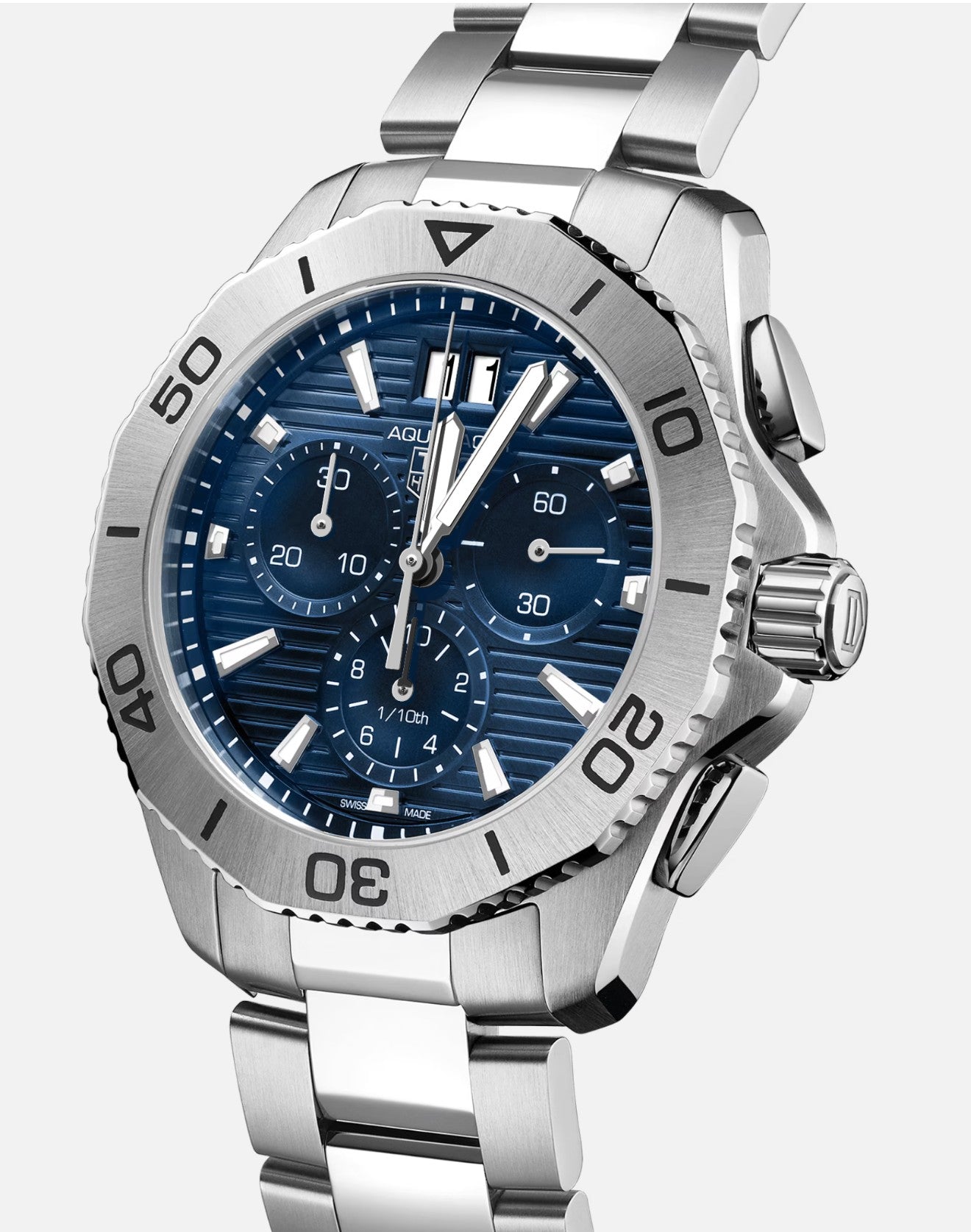 TAG Heuer Aquaracer Professional 200 Chronograph