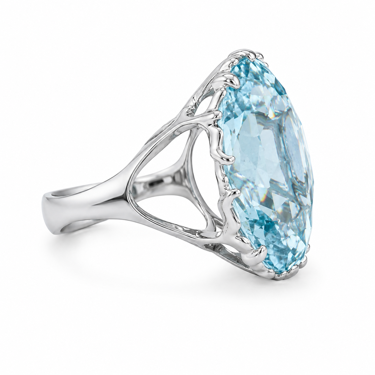 14KW Estate Aquamarine Statement Cocktail Ring