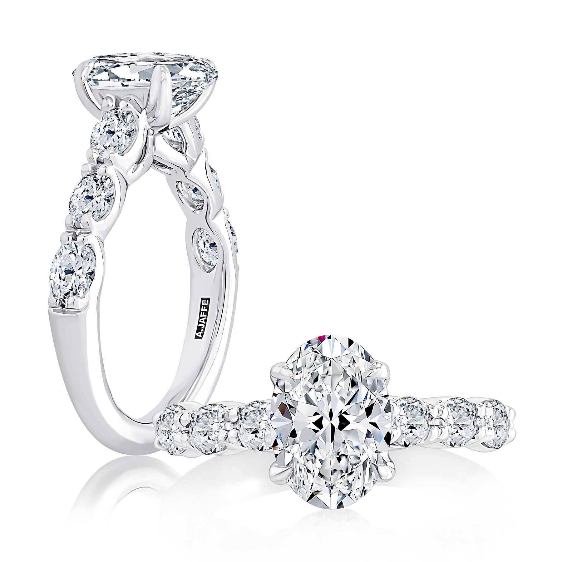 14K WHITE GOLD DIAMOND ENGAGEMENT RING